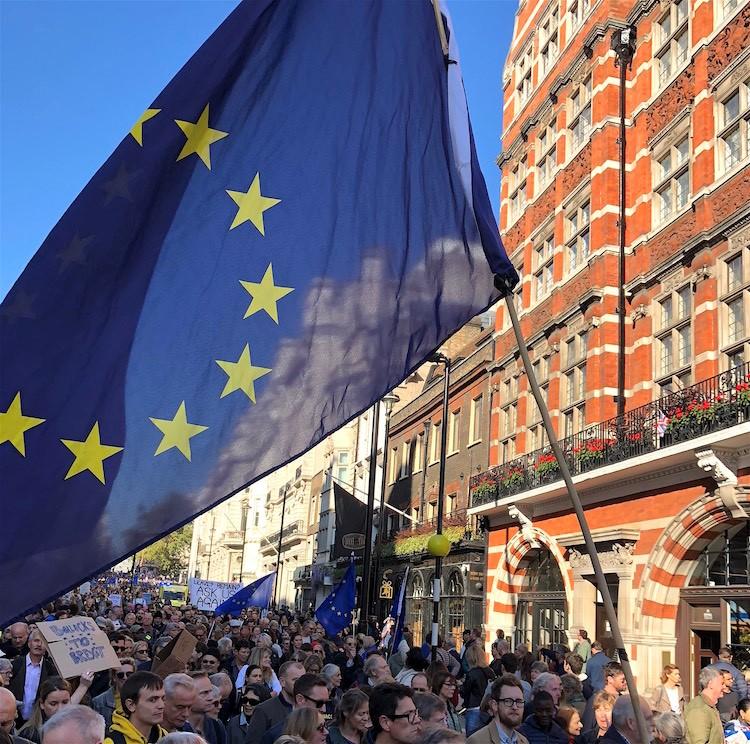 Brexit Theresa May Vote Décalé Parlement