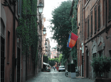 La via Margutta en pleine journée