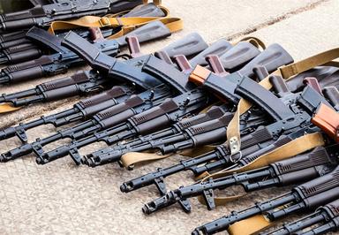 L’armée “peu affectée” par l’embargo européen sur les armes en Birmanie