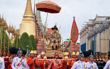 Roi-Thailande-Palanquin