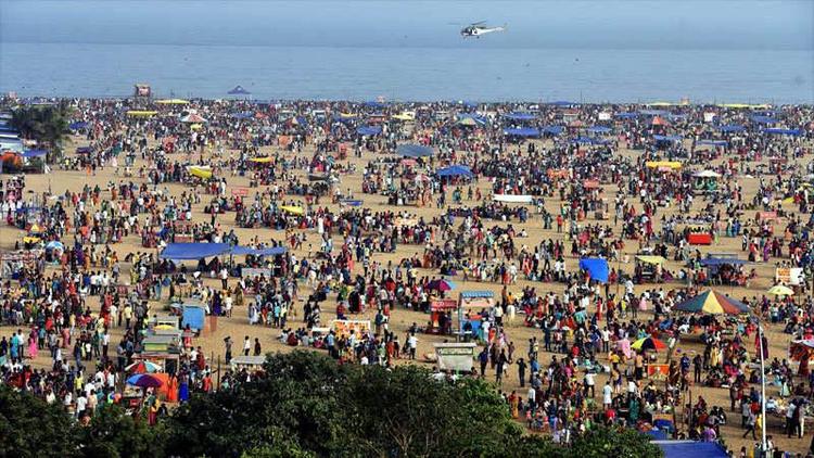 marina crowd chennai india kaanum pongal 2