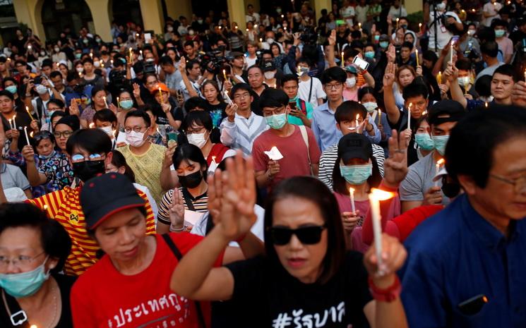 Manif-Future-Forward-Bangkok