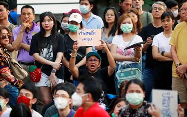 Manif-Nouvel-Avenir-Thailande