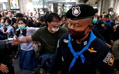 manifestation-Ratchaprasong-bangkok