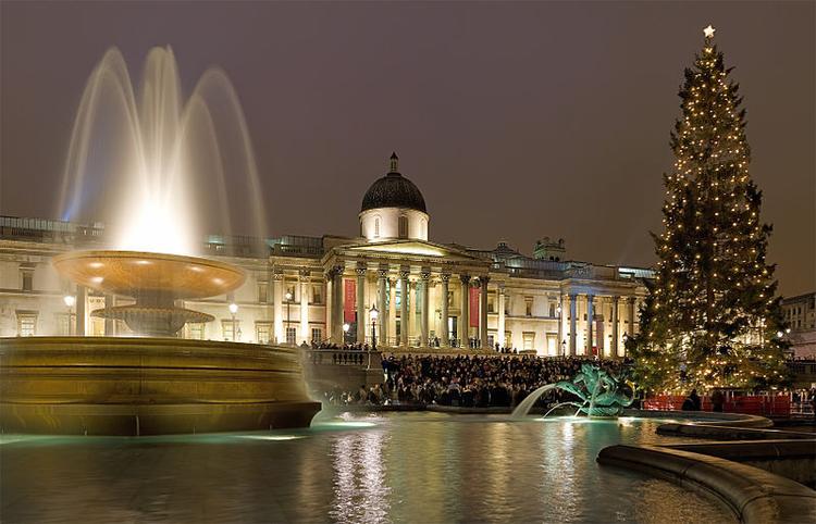 sapin Trafalgar Square Londres