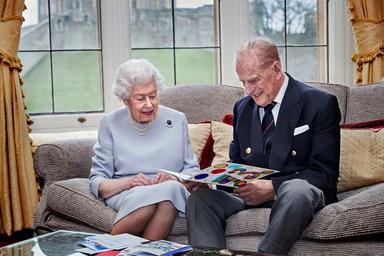 reine d'Angleterre prince philip vaccin