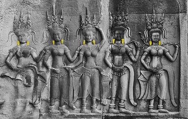 DEVATAS ANGKOR VAT PENDANTS D'OREILLES