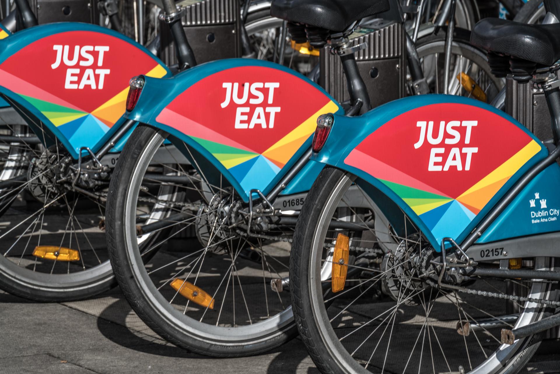 JustEat Deliveroo UberEat