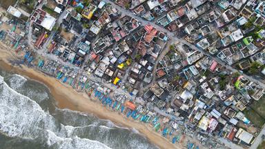 Une plage de Chennai vue du ciel 