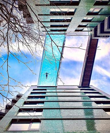 Embassy Gardens, la Sky pool à Londres