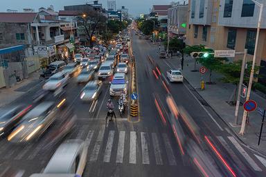 Circulation automobile a phnom penh©️Manuth_Buth_UNDPCambodia_0Z5A8241