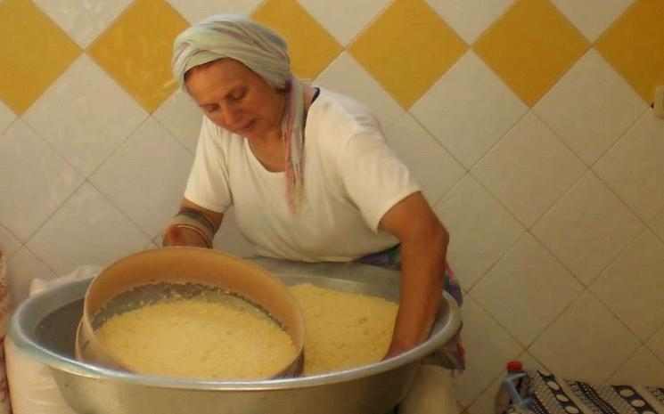 LA OULA COUSCOUS TUNISIEN