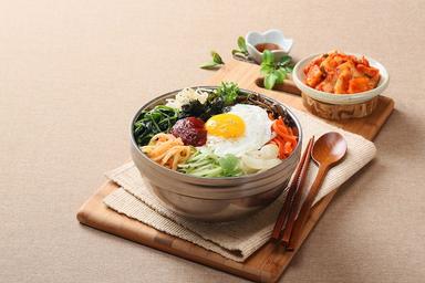 Un bibimbap coréen