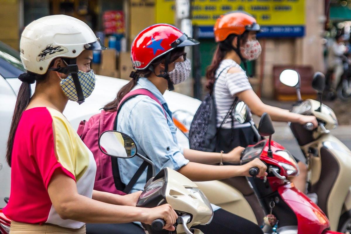 Les scooters à Hô Chi Minh-Ville au Vietnam, au coeur d'une pandémie de Covid-19