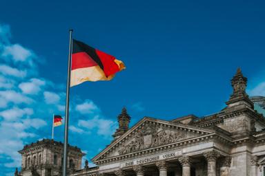 Drapeau allemand sur le Bundestag