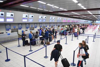 Aéroport après l'ouverture des frontieres