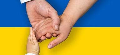 Mains famille Ukraine solidarité entreprises publiques