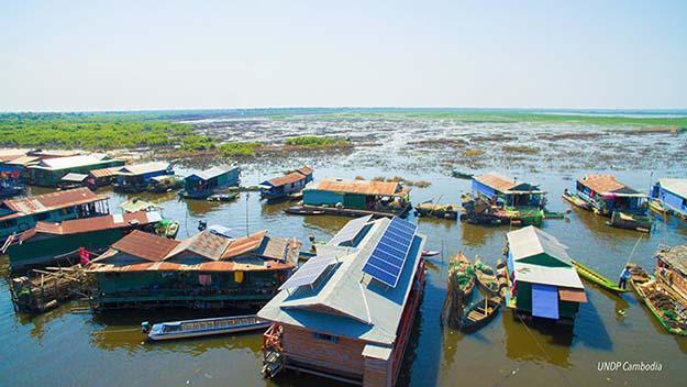 Village Flottant Cambodge