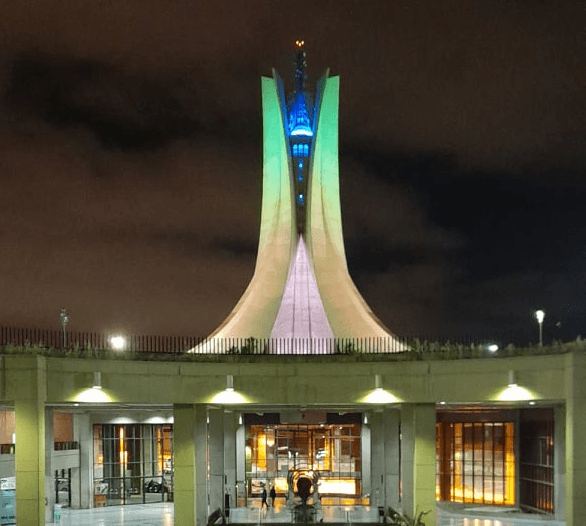 Alger Monument Soir