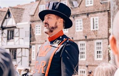 La tour de Londres recherche son nouveau « Beefeater »