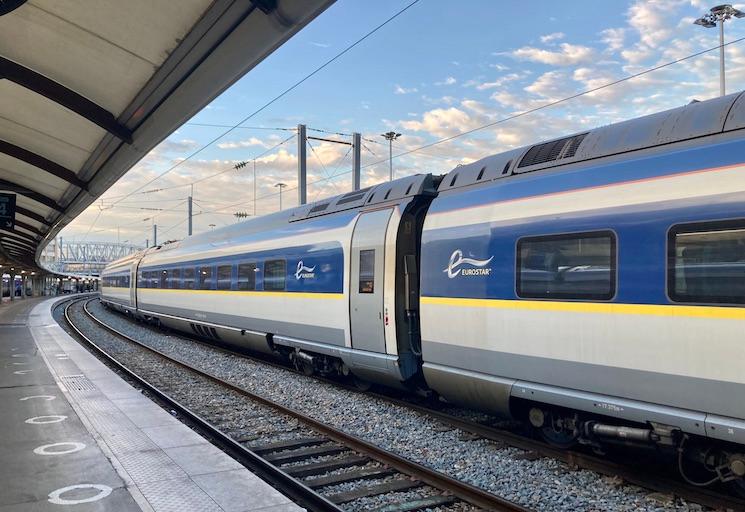 Train Eurostar en gare du nord à Paris