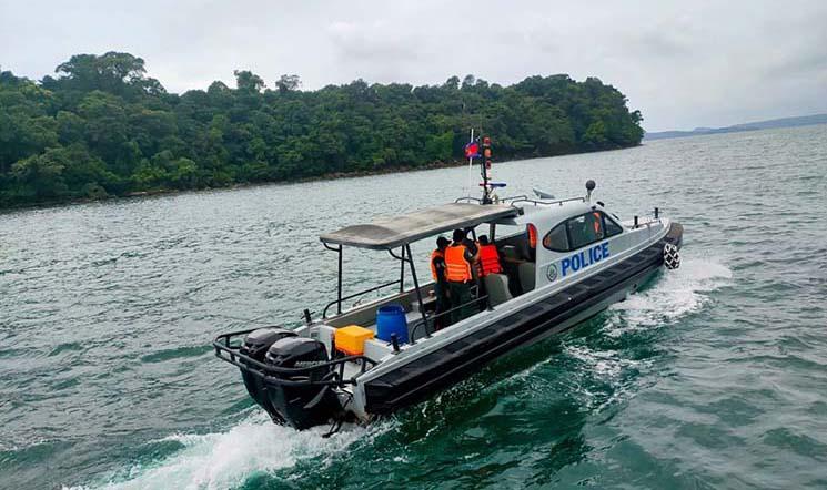 Bateau police cambodgienne sihanouk