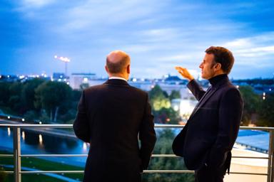 O. Scholz et E. Macron lors de la visite du président français à Berlin le 3 octobre 2022 © Olaf Scholz - Twitter 