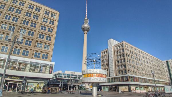 L'Alexanderplatz ©Sven Masuhr on Unsplash