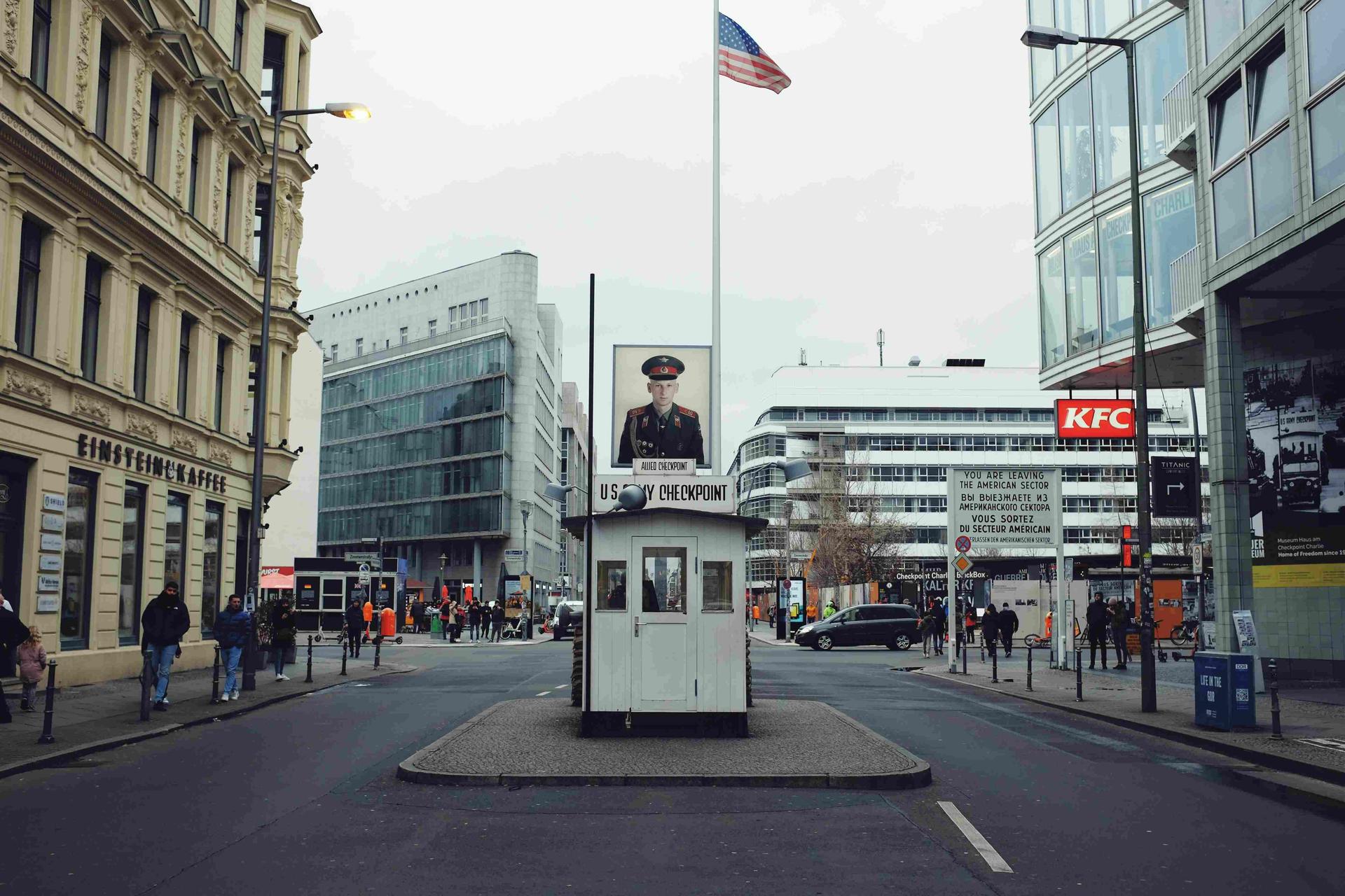 Checkpoint Charlie 