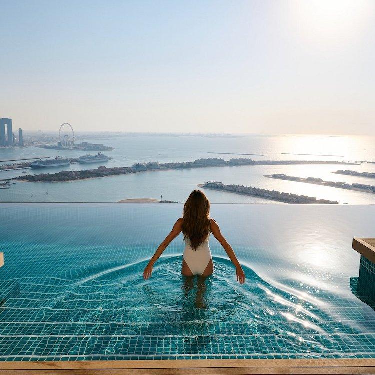 aura-skypool-ain-marina