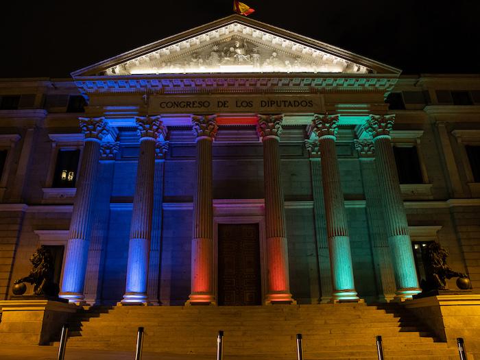 Façade illuminée congres des deputes espagne