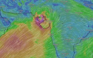 Carte indiquant l'entrée du cyclone Biparjoy sur terre dans le Gujarat