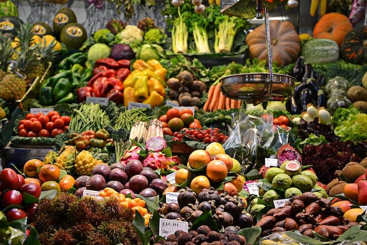 des fruits et légumes pour la semaine nationale de la nutrition en Inde