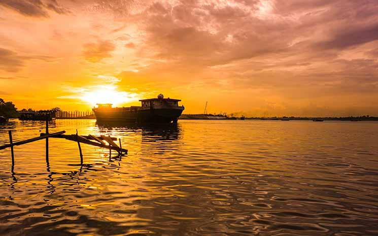 Couché de soleil sur le mekong