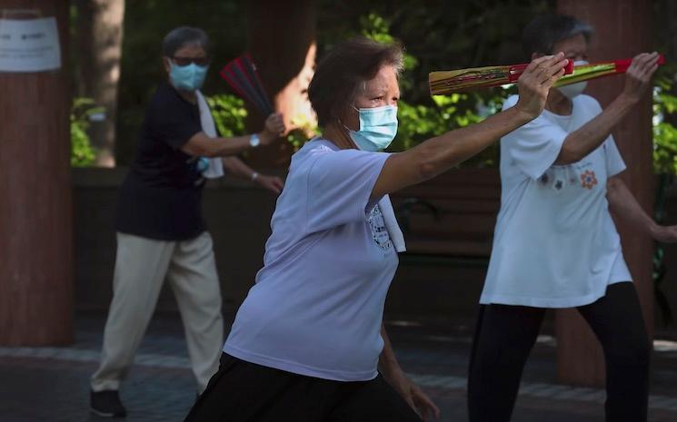 personnes agees tai chi hong kong