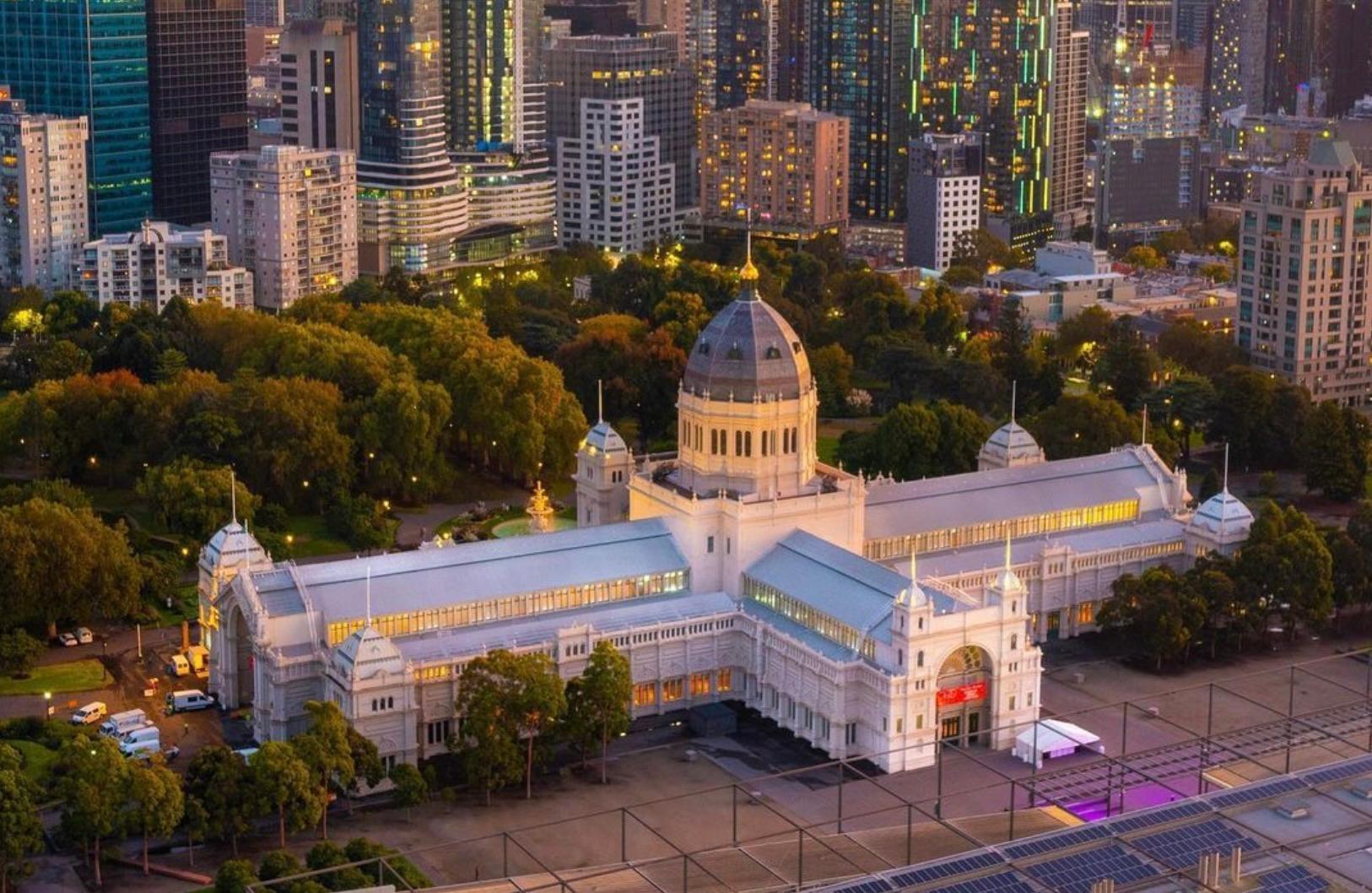 Le Palais Royal des Expositions, dans les Jardins de Carlton