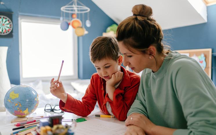 Comment anticiper le retour en France de son enfant après une scolarité à l’étranger 