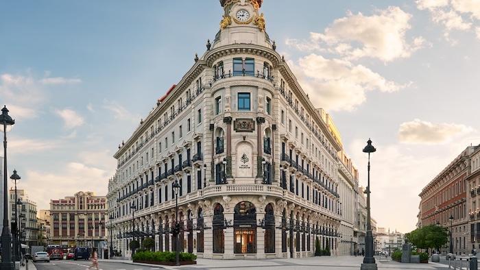 hotel four seasons madrid luxe