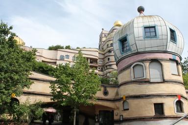 HUNDERTWASSER – La « Waldspirale » ou « La forêt spirale » de Darmstadt