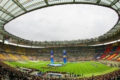 Stade de France sera finalement le lieu où se déroulera la finale de la Ligue des champions à la place de Saint-Pétersbourg